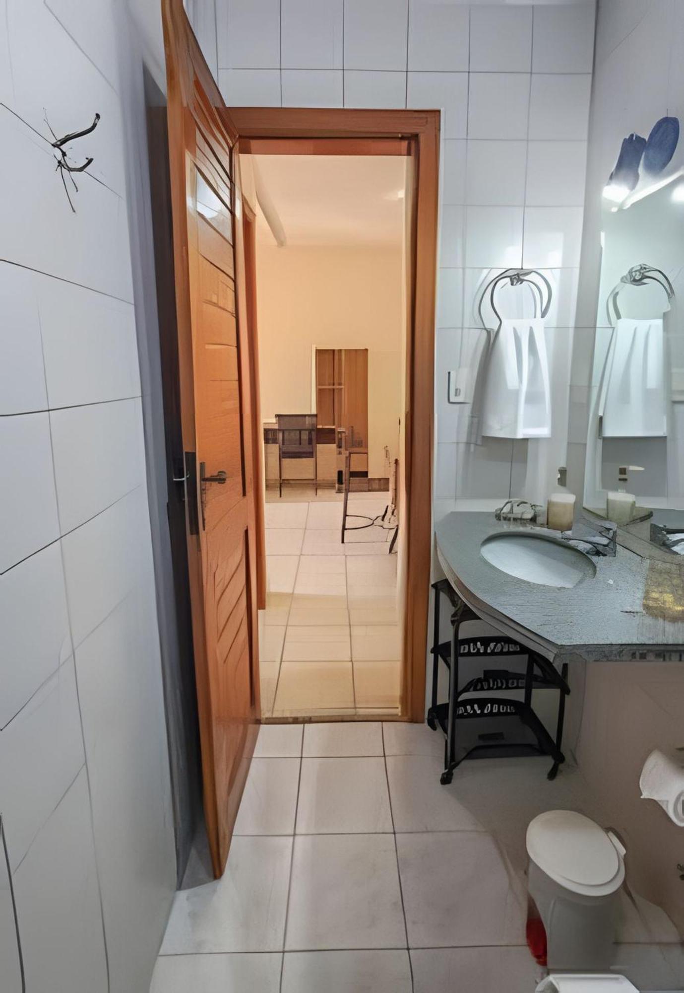 Em Frente A Praia De Taperapuan; Piscina; 1 Quarto; Wifi 300 Mbs; Estacionamento Gratuito 1 Veiculo ポルトセグロ エクステリア 写真